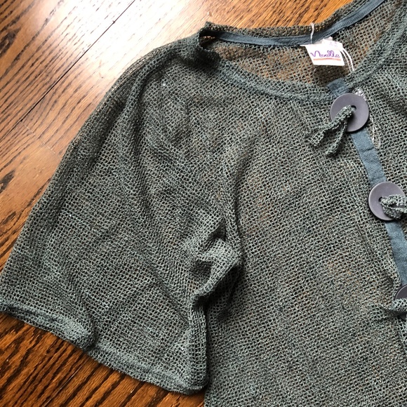 NWOT Noelle Mesh/Netted Pull Over Boutique Top, OSFA - Picture 3 of 3